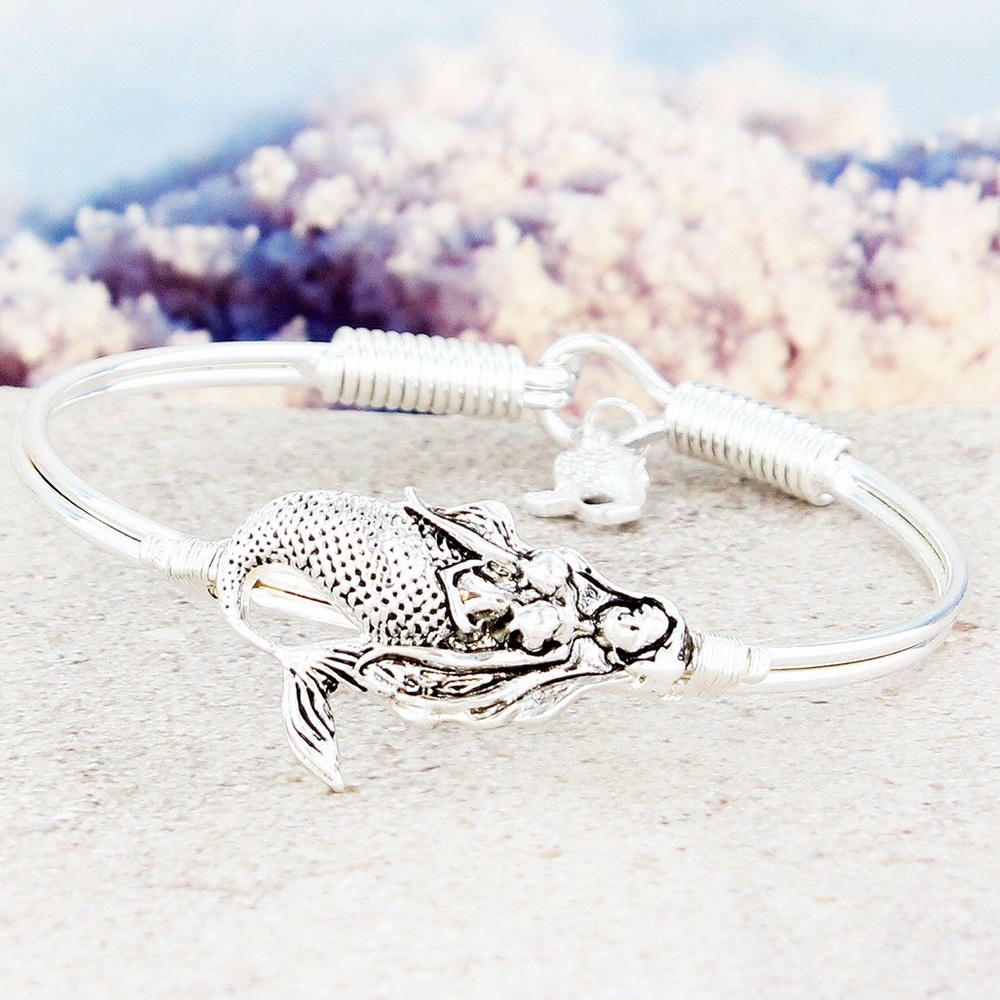 🌞SUMMER SALE🌞 Mermaid bangle bracelet